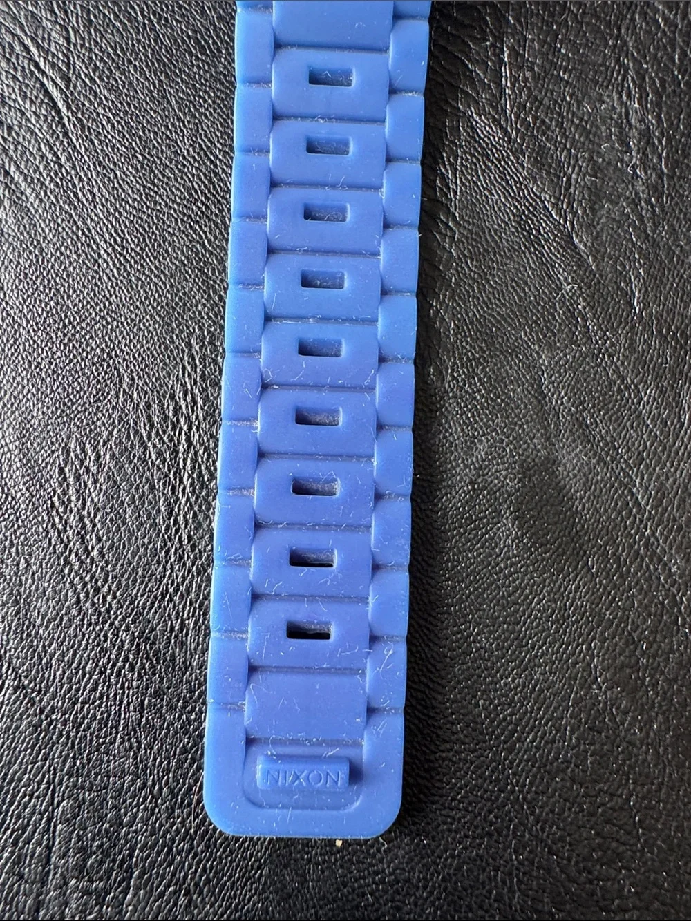 Nixon Blue Rubber Player Purple Dial 40mm analog modern minimalist